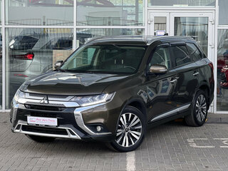 2021 Mitsubishi Outlander III Рестайлинг 3, коричневый, 1899000 рублей, вид 1