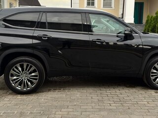 2026 Toyota Highlander IV (XU70), чёрный, 5250000 рублей, вид 4