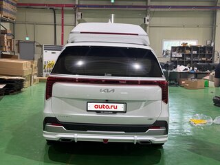2026 Kia Carnival IV Рестайлинг, белый, 4400000 рублей, вид 3