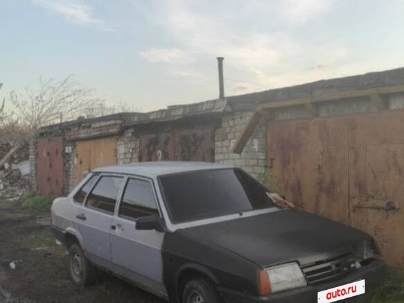 2003 Lada (ВАЗ) 21099, серебристый, 30000 рублей - вид 2