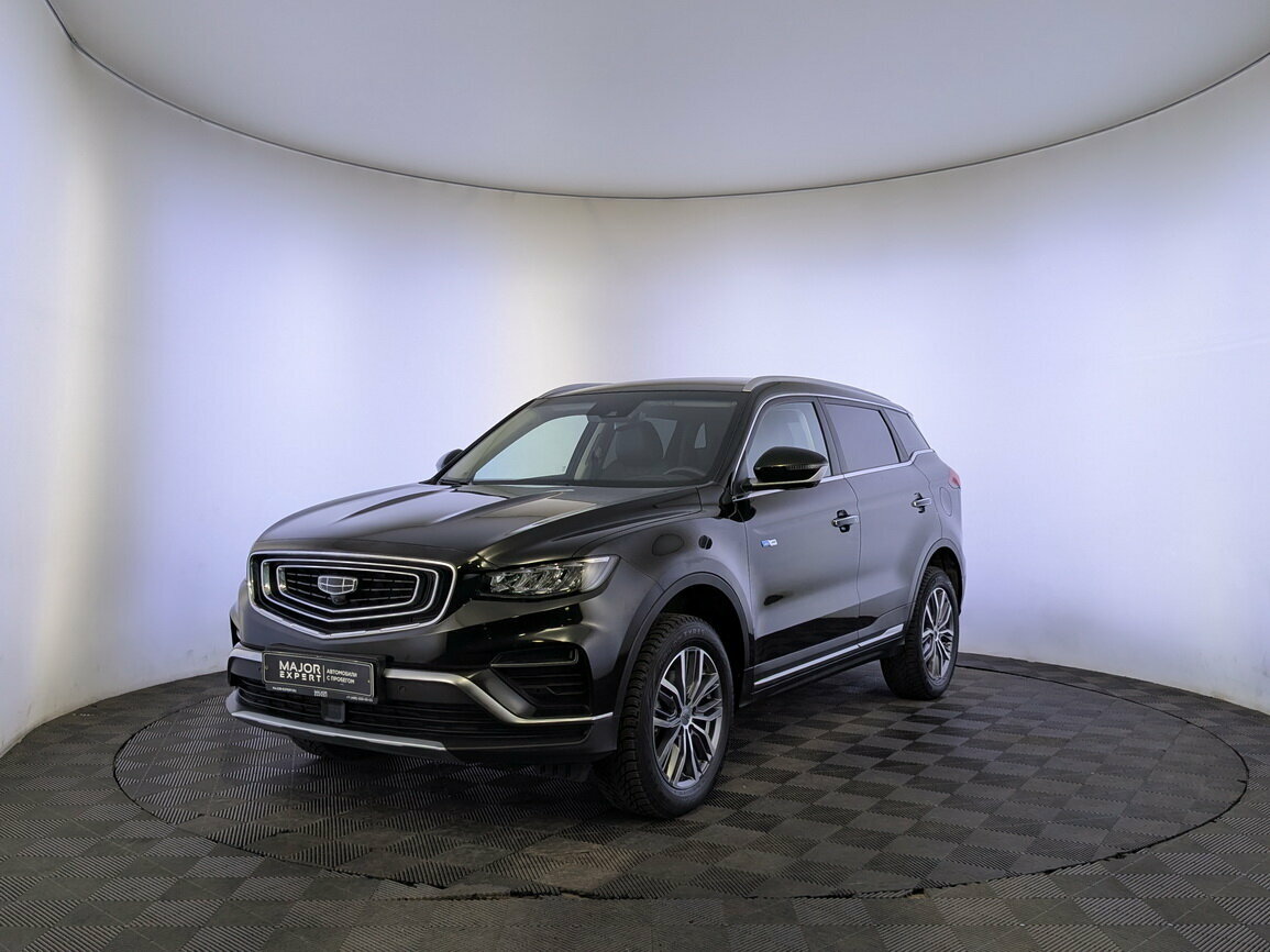 Открыть фотографии: Geely Atlas Pro