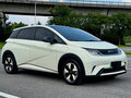 2023 BYD Dolphin 44.9 kWh I, белый, 1279018 рублей - вид 2