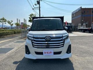 2023 Toyota Roomy I Рестайлинг, белый, 730000 рублей, вид 2