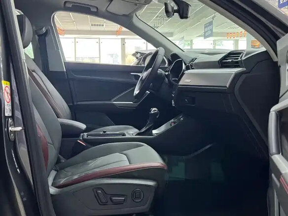 2022 Audi Q3 35 TFSI II (F3), серебристый, 2975000 рублей - вид 7