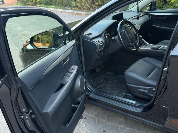 2021 Lexus NX 200 I Рестайлинг, чёрный, 4000000 рублей - вид 10