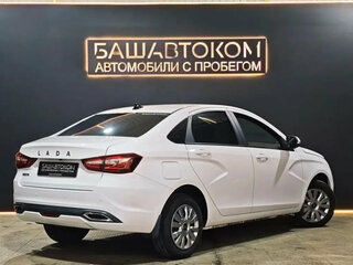 2025 Lada (ВАЗ) Vesta I Рестайлинг (NG), белый, 1249000 рублей, вид 4