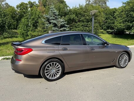 2018 BMW 6 серии Gran Turismo 630d xDrive IV (G32), бежевый, 4550000 рублей, вид 3