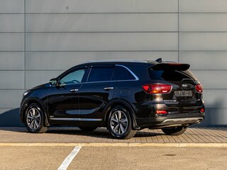 2018 Kia Sorento III Prime Рестайлинг, чёрный, 2850000 рублей, вид 4
