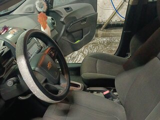 2012 Chevrolet Aveo II, серый, 400000 рублей, вид 5