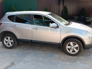 2008 Nissan Qashqai I, серебристый, 580000 рублей, вид 3