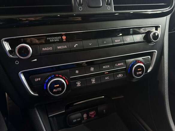 2017 Kia Optima IV, белый - вид 14