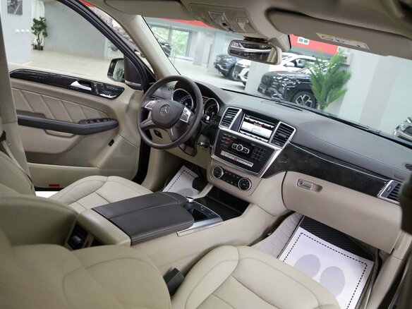 2015 Mercedes-Benz GL-Класс 350 II (X166), чёрный, 3250000 рублей - вид 4