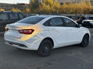 2026 Lada (ВАЗ) Vesta I Рестайлинг (NG), белый, 1730000 рублей, вид 3