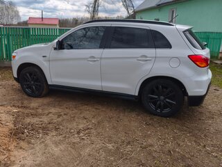 2011 Mitsubishi ASX I, белый, 900000 рублей, вид 3