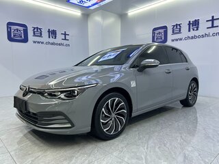 2023 Volkswagen Golf VIII, серебристый, 2200000 рублей, вид 1