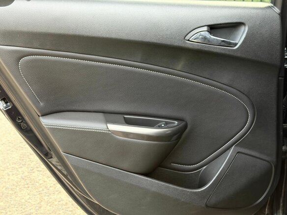 2010 Opel Astra J, чёрный, 649000 рублей - вид 17