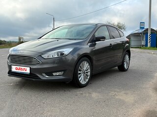 2015 Ford Focus III Рестайлинг, серый, 1100000 рублей, вид 1