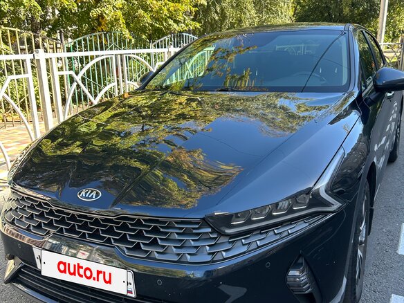 2021 Kia K5 III, синий, 2900000 рублей - вид 6