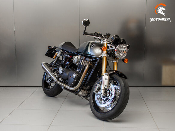 2022 Triumph Thruxton, чёрный, 1331647 рублей