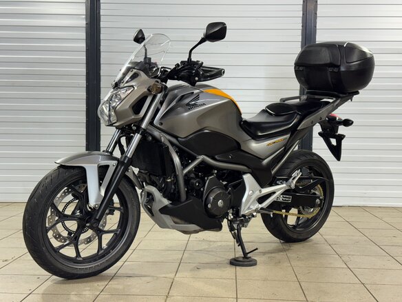 2014 Honda NC 700S, серебристый, 565000 рублей