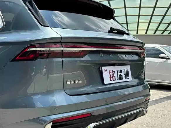 2026 Geely Monjaro (Xingyue L) I Рестайлинг 2 (China Market), синий, 5140000 рублей - вид 17