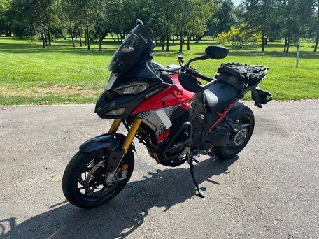 2025 Ducati Multistrada V4, красный, 3600000 рублей, вид 1