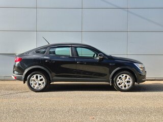 2022 Renault Arkana I, чёрный, 1799000 рублей, вид 4