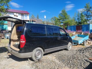 2016 Hyundai H-1 II Рестайлинг, чёрный, 1700000 рублей, вид 2