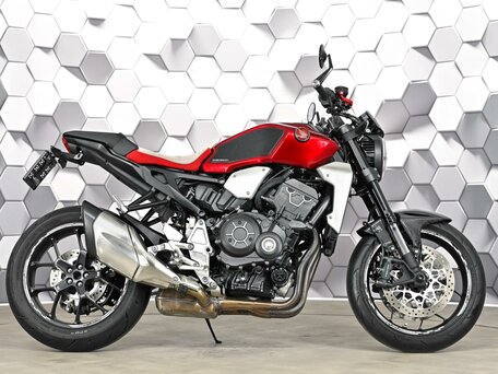 2020 Honda CB 1000R, красный, 1149000 рублей, вид 3