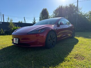 2025 Tesla Model 3 Long Range I Рестайлинг, красный, 6500000 рублей, вид 1