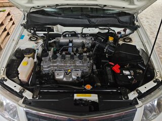 2010 Nissan Almera Classic I, белый, 580000 рублей, вид 3