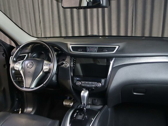 2016 Nissan X-Trail III, чёрный, 1549000 рублей - вид 4