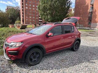 2015 Renault Sandero Stepway II, красный, 819000 рублей, вид 1