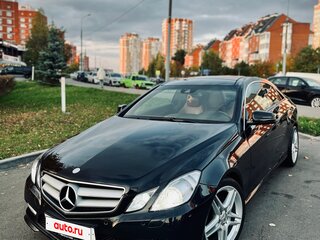2012 Mercedes-Benz E-Класс 250 7G-Tronic IV (W212, S212, C207), чёрный, 1550000 рублей, вид 2