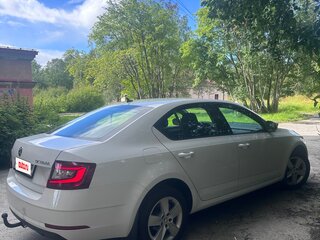 2018 Skoda Octavia III (A7) Рестайлинг, белый, 1099000 рублей, вид 5