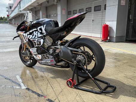 2021 Ducati Panigale V4, красный, 3200000 рублей, вид 5