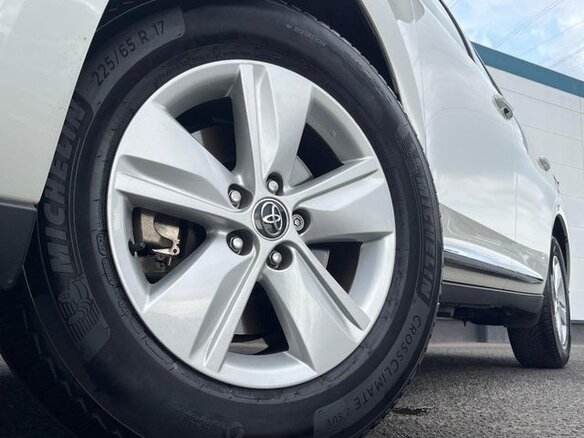 2018 Toyota Harrier III (XU60) Рестайлинг, белый, 2450012 рублей - вид 7