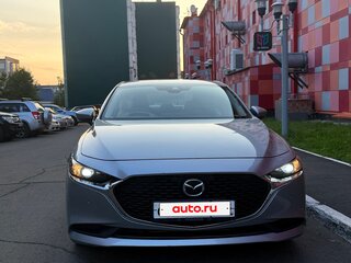 2021 Mazda 3 IV (BP), серебристый, 1700000 рублей, вид 2