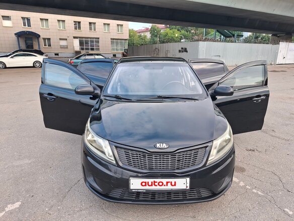 2014 Kia Rio III, чёрный - вид 1