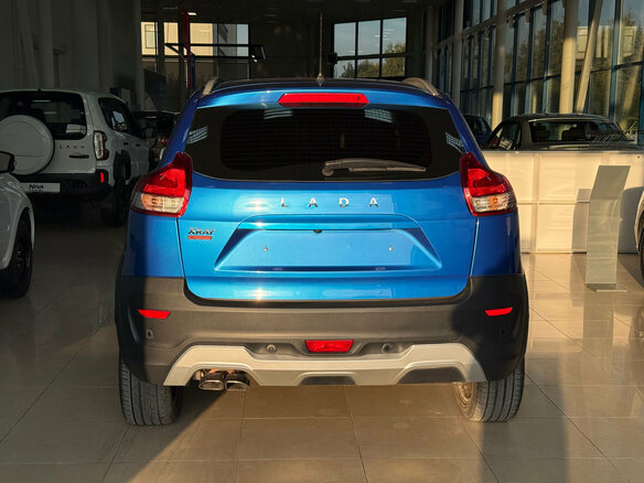 2022 Lada (ВАЗ) XRAY Cross I, синий, 1035000 рублей - вид 4