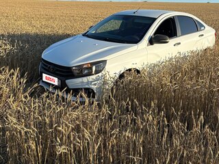 2016 Lada (ВАЗ) Vesta I, белый, 800000 рублей, вид 1