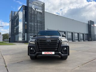 2019 Toyota Land Cruiser 200 Series Рестайлинг 2, чёрный, 6791119 рублей, вид 3
