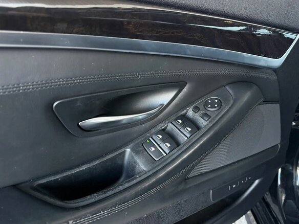 2016 BMW 5 серии 528i xDrive VI (F10/F11/F07) Рестайлинг, чёрный, 1890000 рублей - вид 14