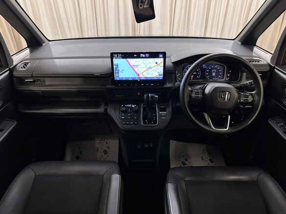 2022 Honda Stepwgn Spada V Рестайлинг, синий, 2999900 рублей - вид 16