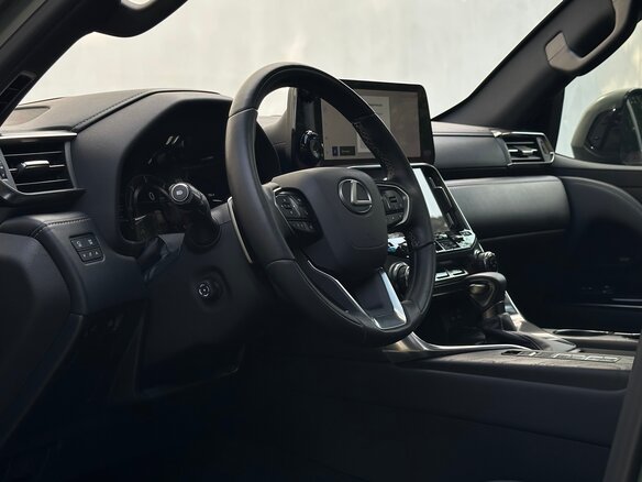 2024 Lexus LX 500d IV, зелёный, 14700000 рублей - вид 6