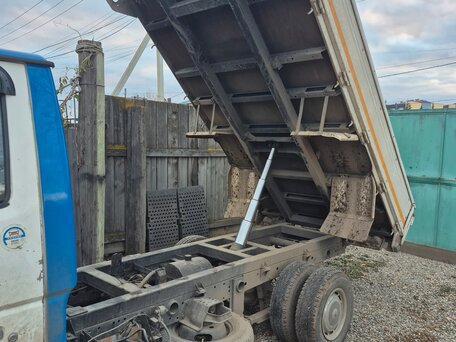 1993 Mazda Titan, белый, 1600000 рублей, вид 2