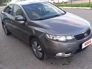 2013 Kia Cerato 6-speed II, серый, 880000 рублей, вид 2