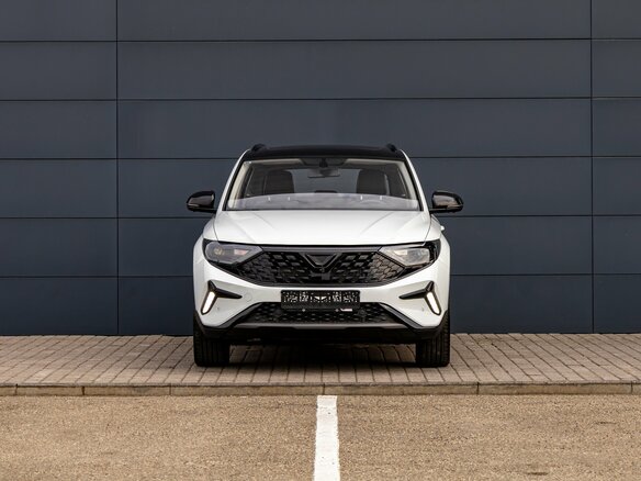 2023 Jetta VS7 I Рестайлинг 1, белый, 2295000 рублей - вид 1