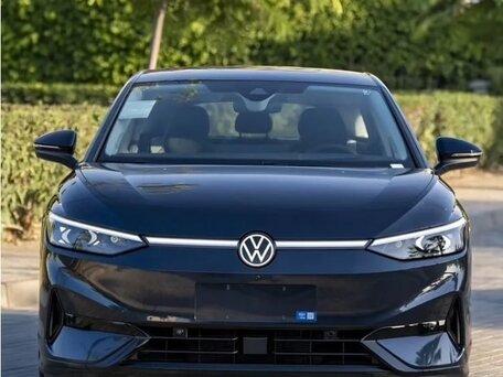 2025 Volkswagen ID.7 85 kWh, серый, 3810000 рублей, вид 1
