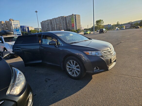 2009 Toyota Venza I, серый, 1550000 рублей - вид 1